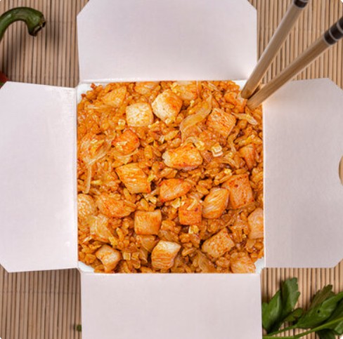 Wok c цыпленком в китайском соусе и рисом