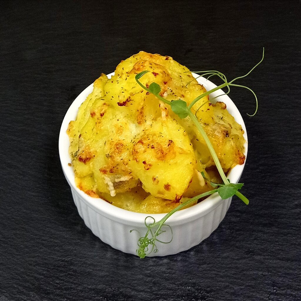 Картофель запеченный с сыром