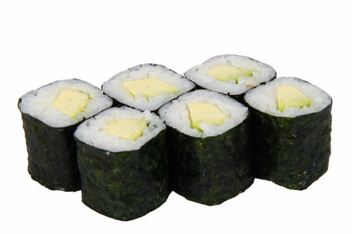 Ролл с авокадо