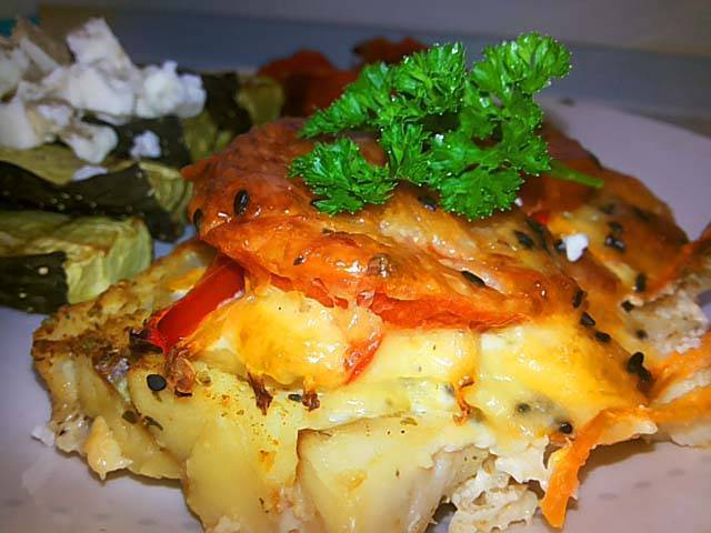 Треска запеченная с овощами