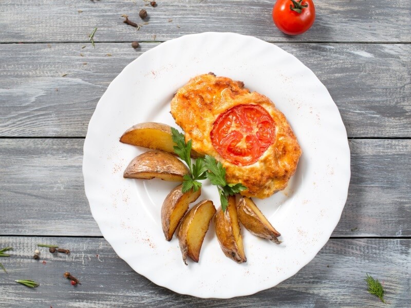 Мясо по-французски с сыром