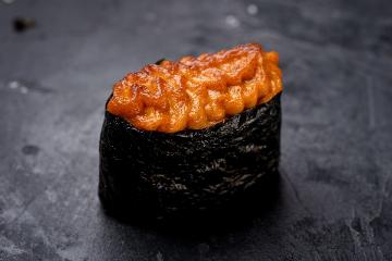 Запеченный спайси лосось