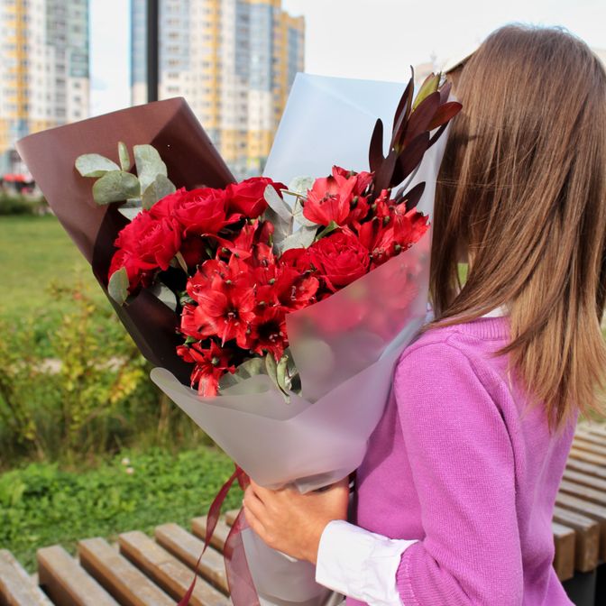 Букет в красных тонах