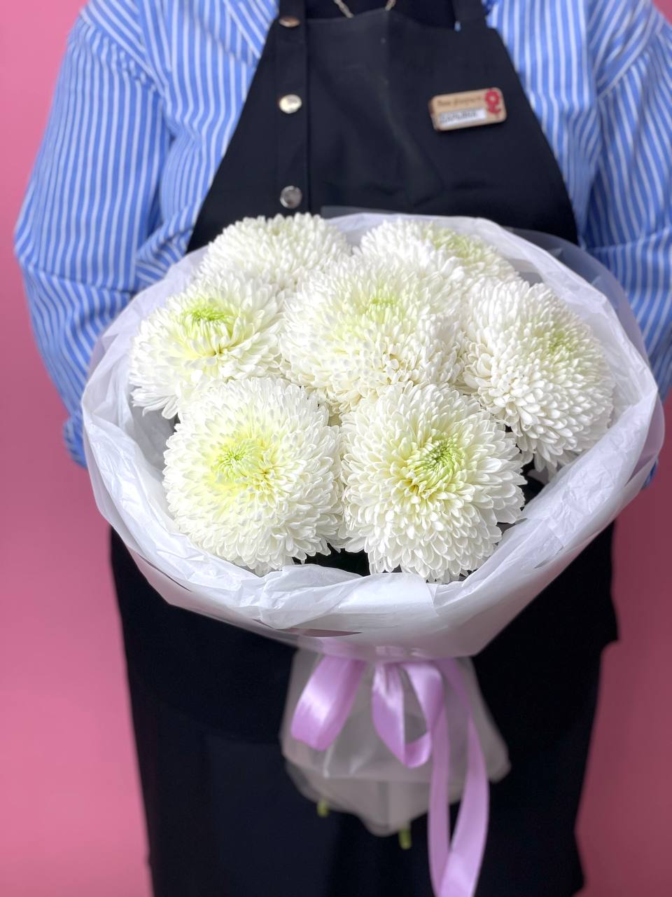 Букет белоснежных хризантем