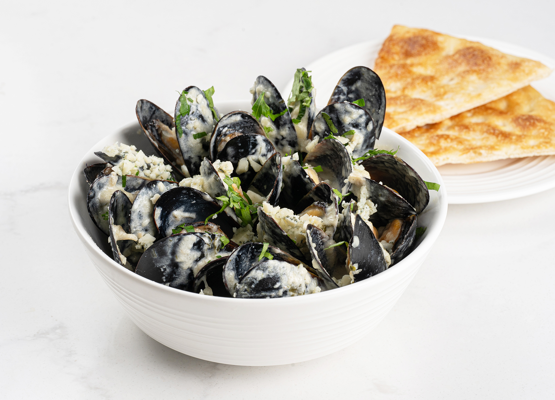 Мидии в соусе "Дорблю"