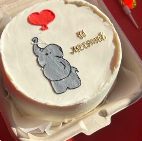 Бенто-торт Слоник (укажите цифру в комментариях)