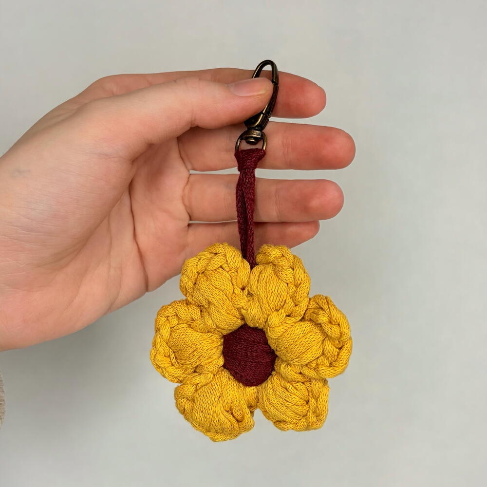 Брелок на сумку ручной работы