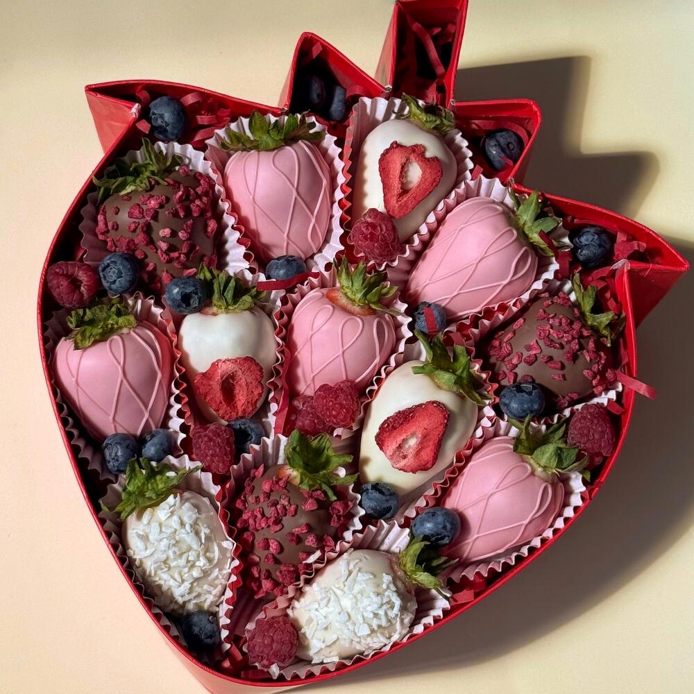 Клубника в шоколаде "Клубничное счастье" mini