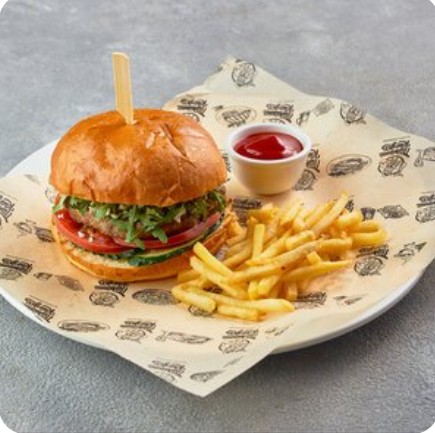 Бургер с мраморной говядиной и карамелизированным луком