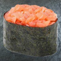Гункан с Лососем 70г