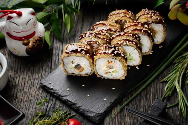 Ролл Угорь темпура