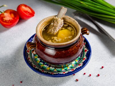 Шурпа в горшочке