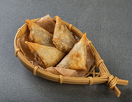 Пирожки «Филло» курицей и грибами
