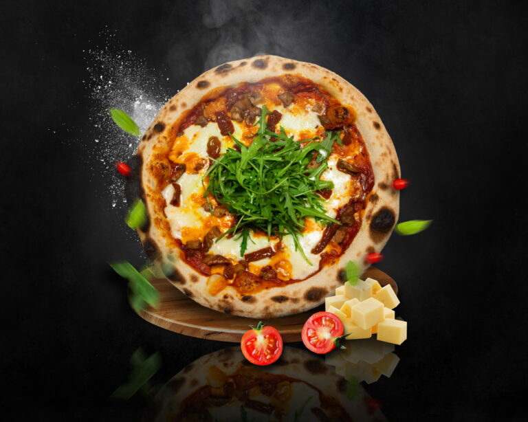 Пицца с курицей и сыром чеддер