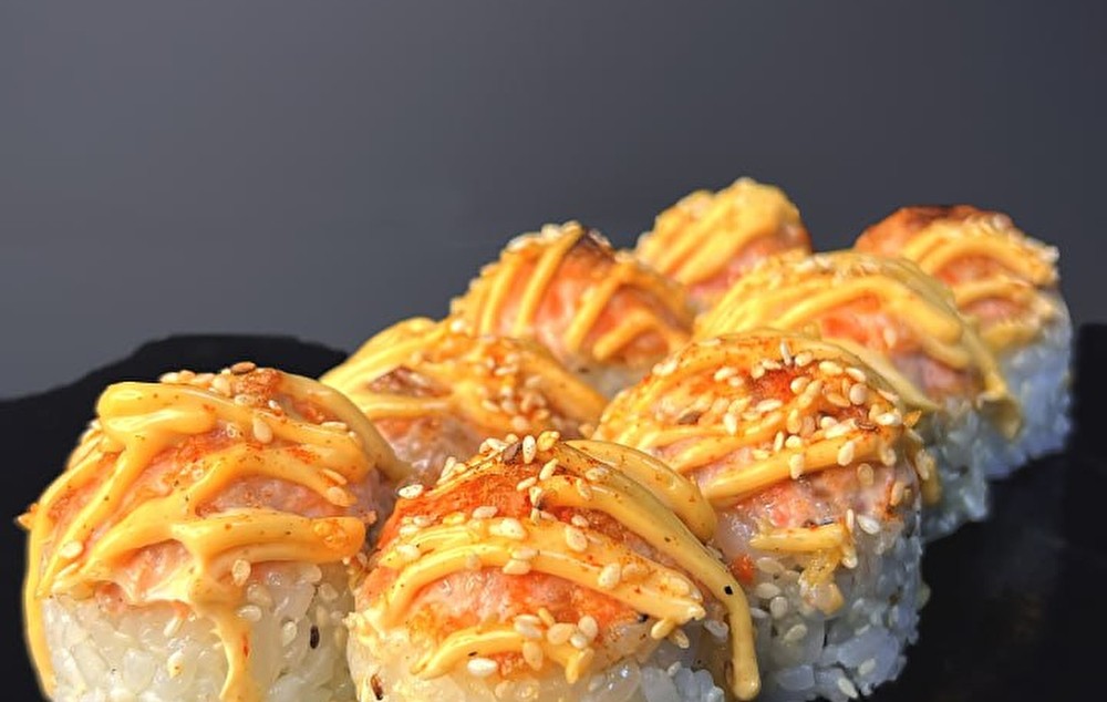 Запеченый лосось под соусом Айоли