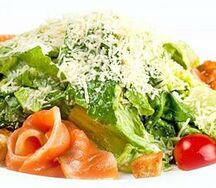 Салат Цезарь с маринов. лососем