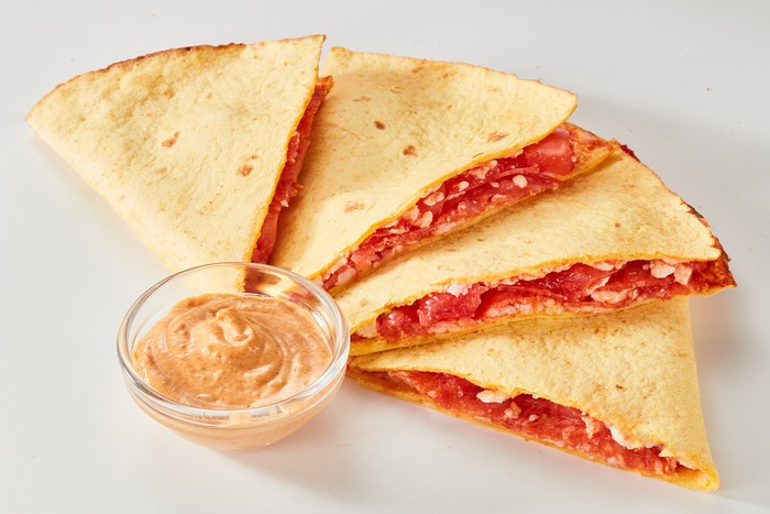 Кесадилья с пепперони