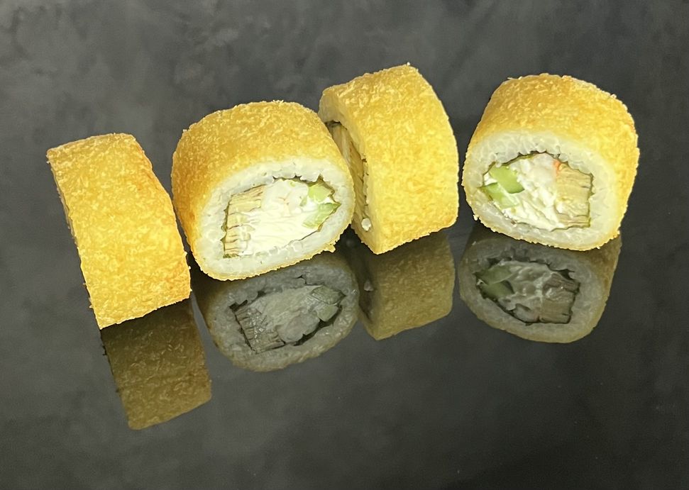 Горячий ролл с креветкой 4шт