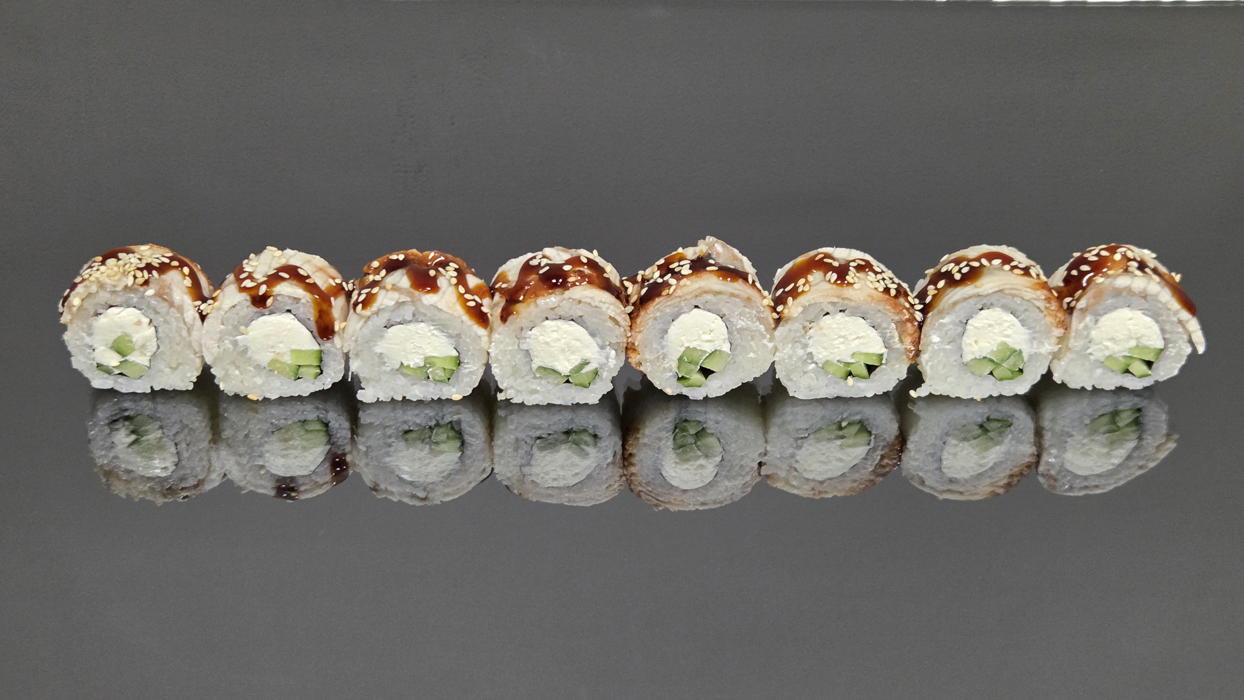 Канада с огурцом