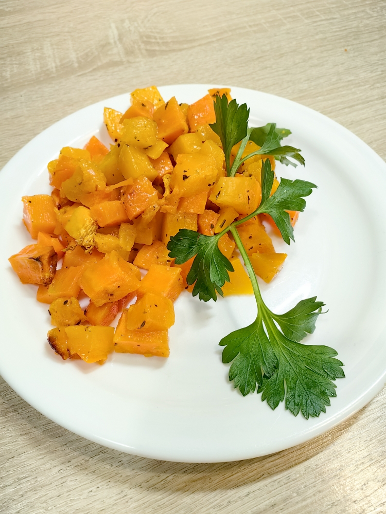 Тыква с морковью с чесноком и тимьяном з