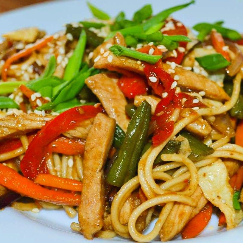 ЧИКЕН ВОК С КУРИЦЕЙ ПО-АЗИАТСКИЙ