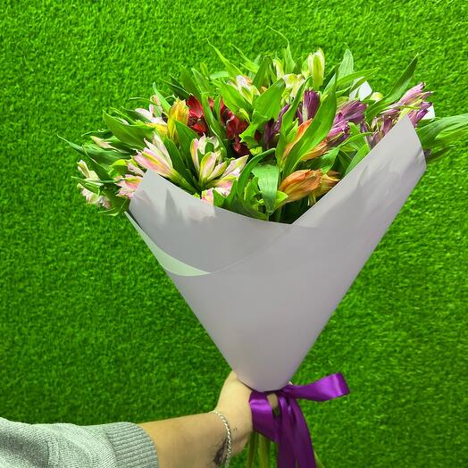 Букет из 15 альстромерий микс