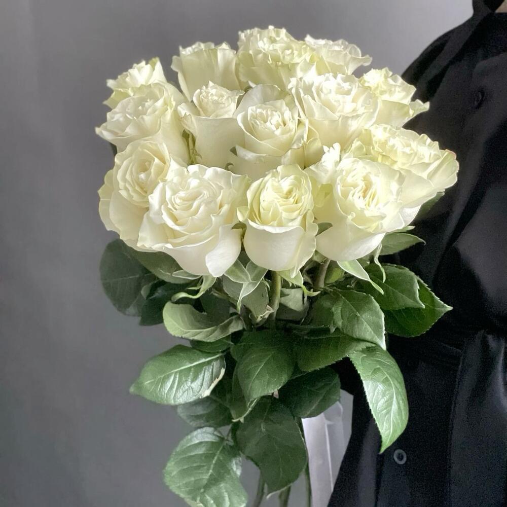 Букет из 15 белых роз
