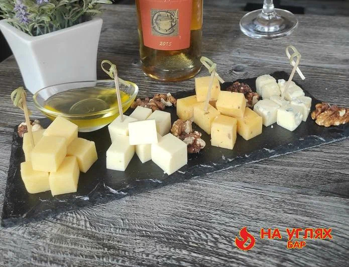 Сырная нарезка