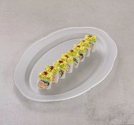 Ролл камчатский краб и авокадо