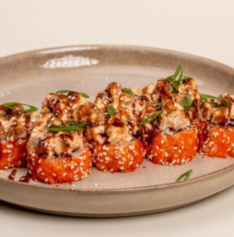 Запеченный ролл с угрем