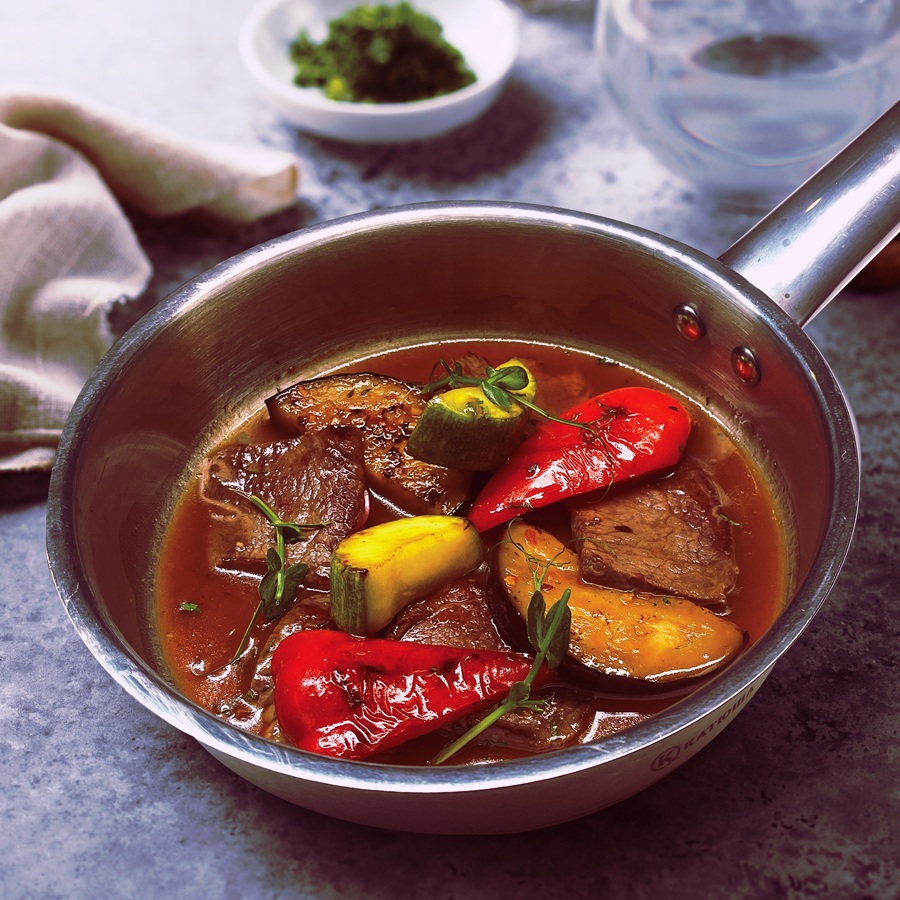 Паделла с говяжьей вырезкой и овощами