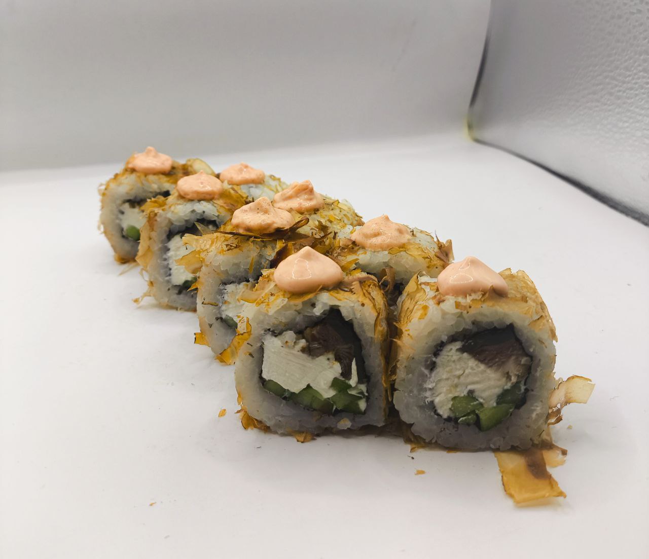 Бонито спайси с угрем