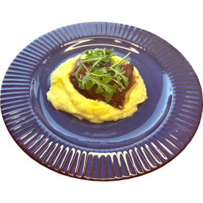 Телячьи щечки с пюре