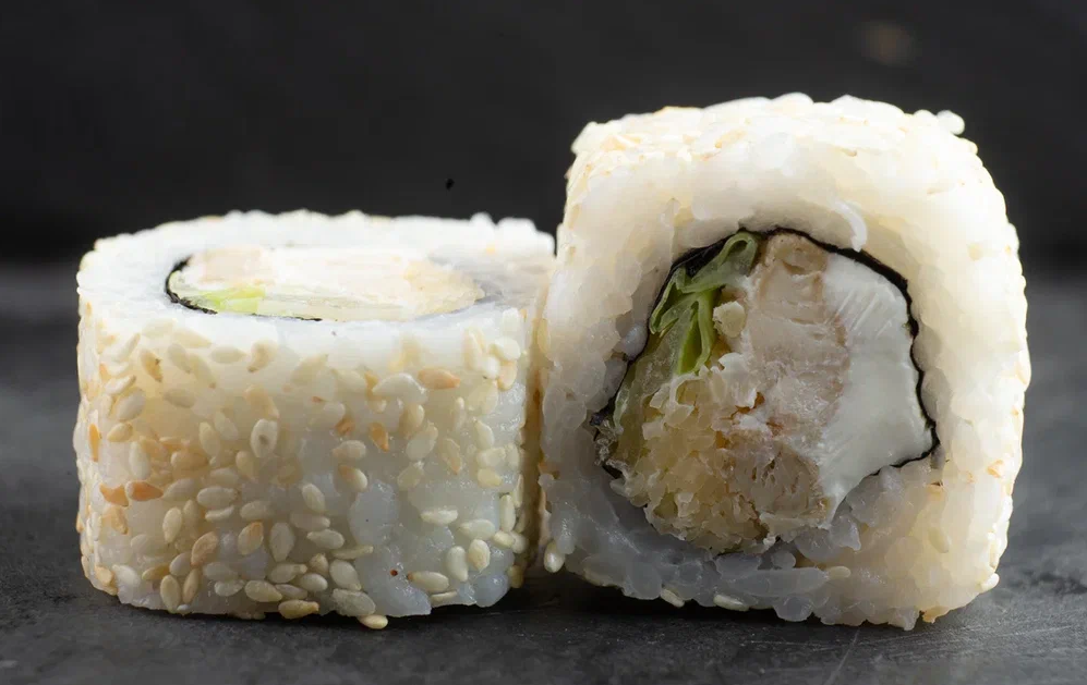 Ролл с курицей и сыром Пармезан