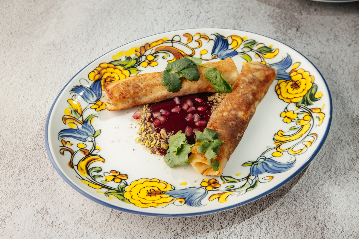 Блины с томленой говядиной