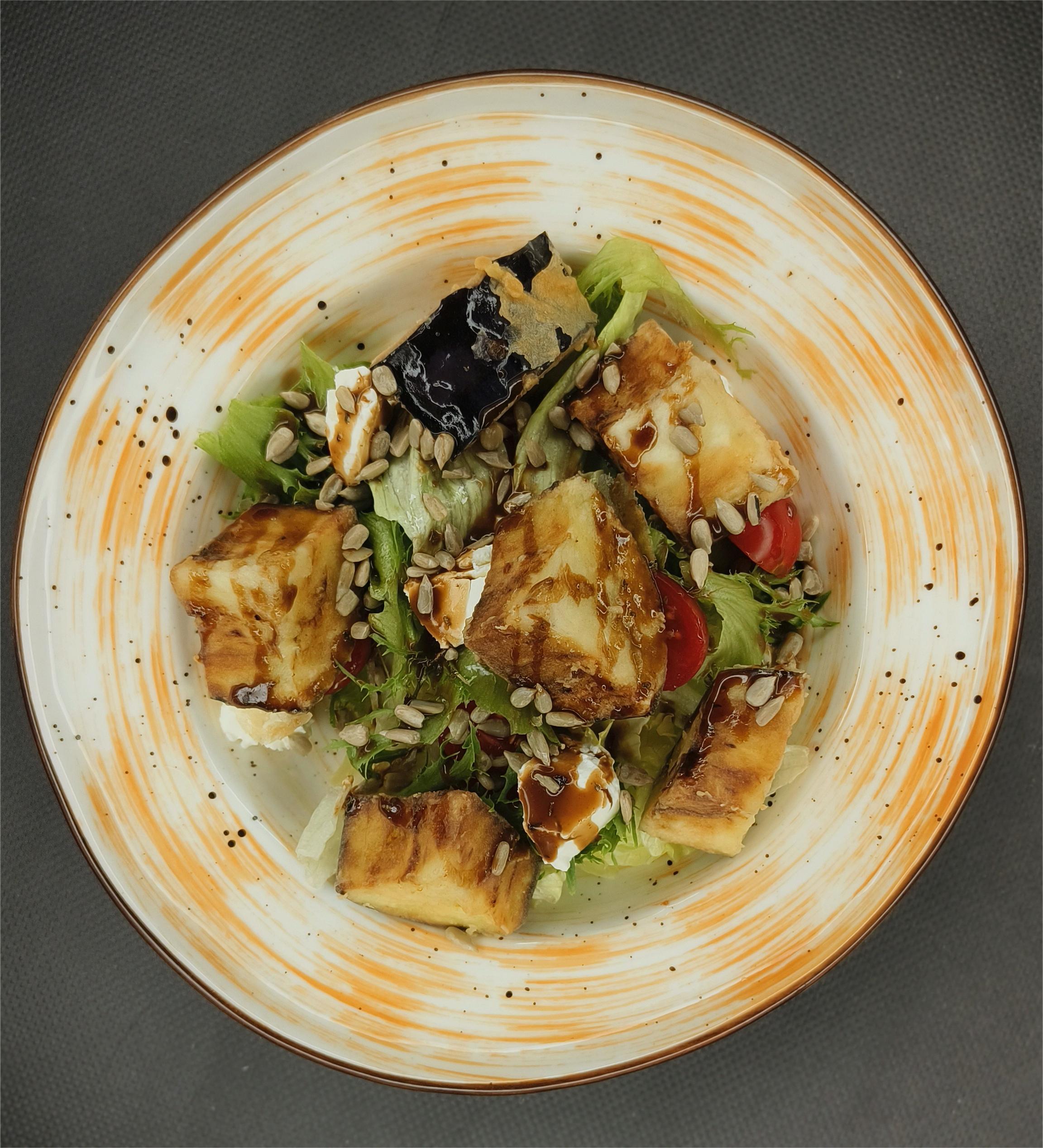 Салат с баклажанами