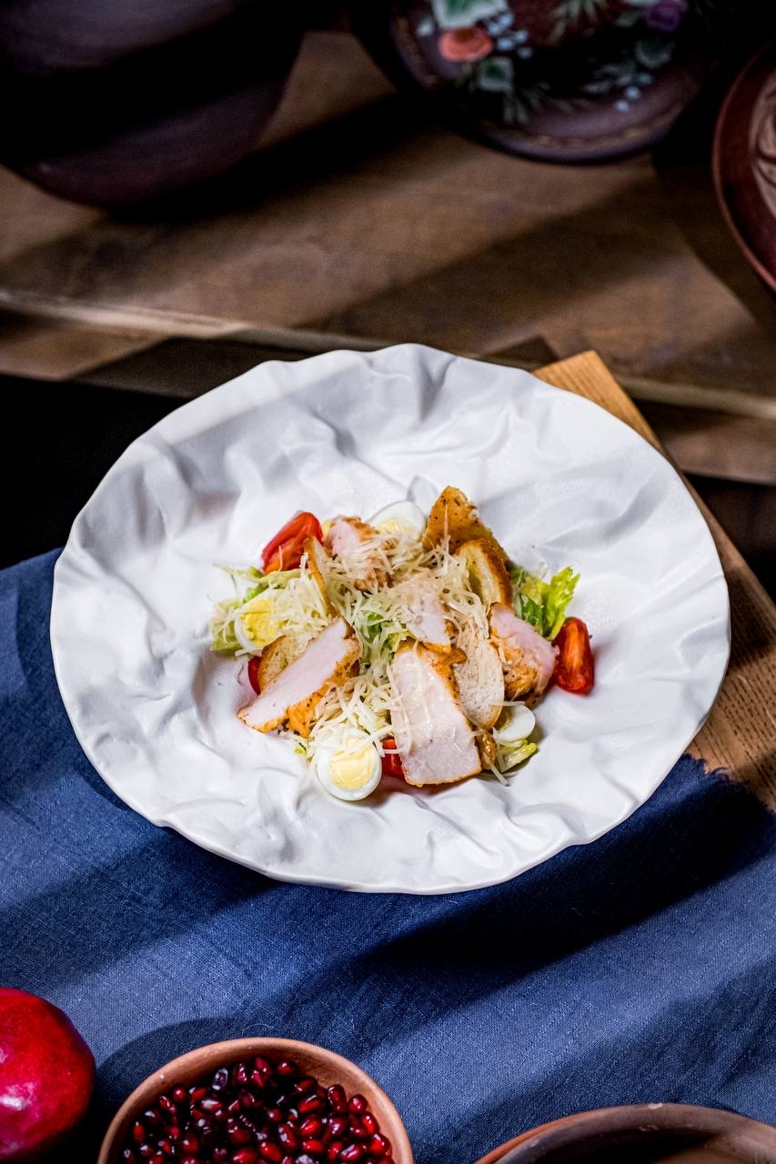 Цезарь с куриным филе новый