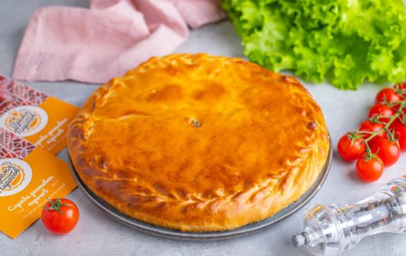 Осетинский пирог с курицей и сыром