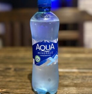 Вода газированная "Bonaqua"