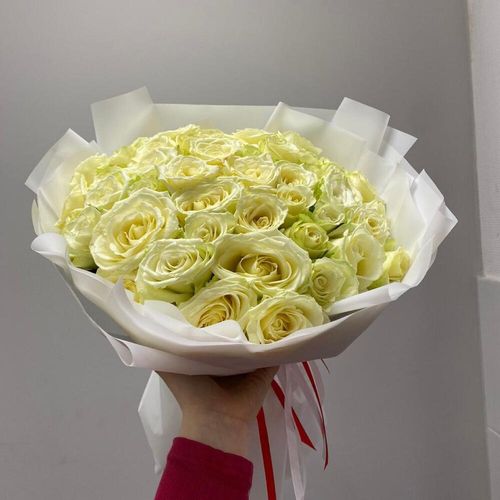 Букет из белых роз «Снежный плед»