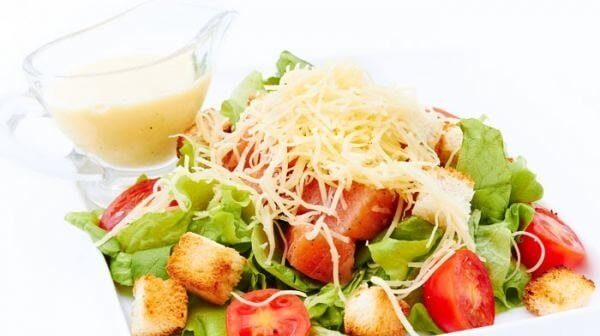 Цезарь с курицей