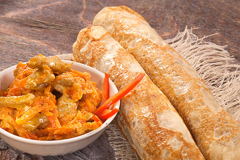 Блины со свининой и овощами 2 шт.