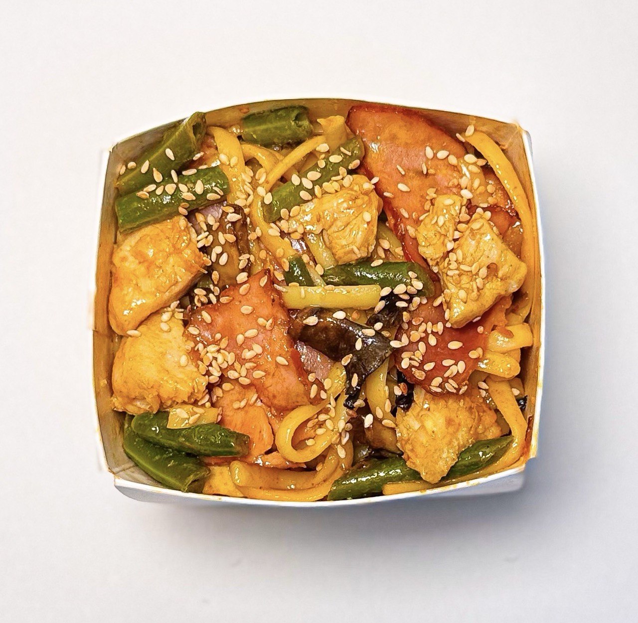 Курица с беконом в карри