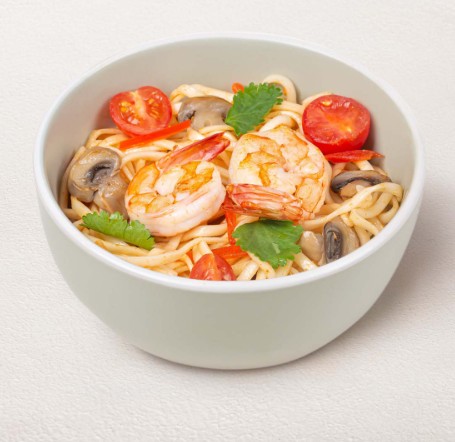 Wok Том ям с креветкой М