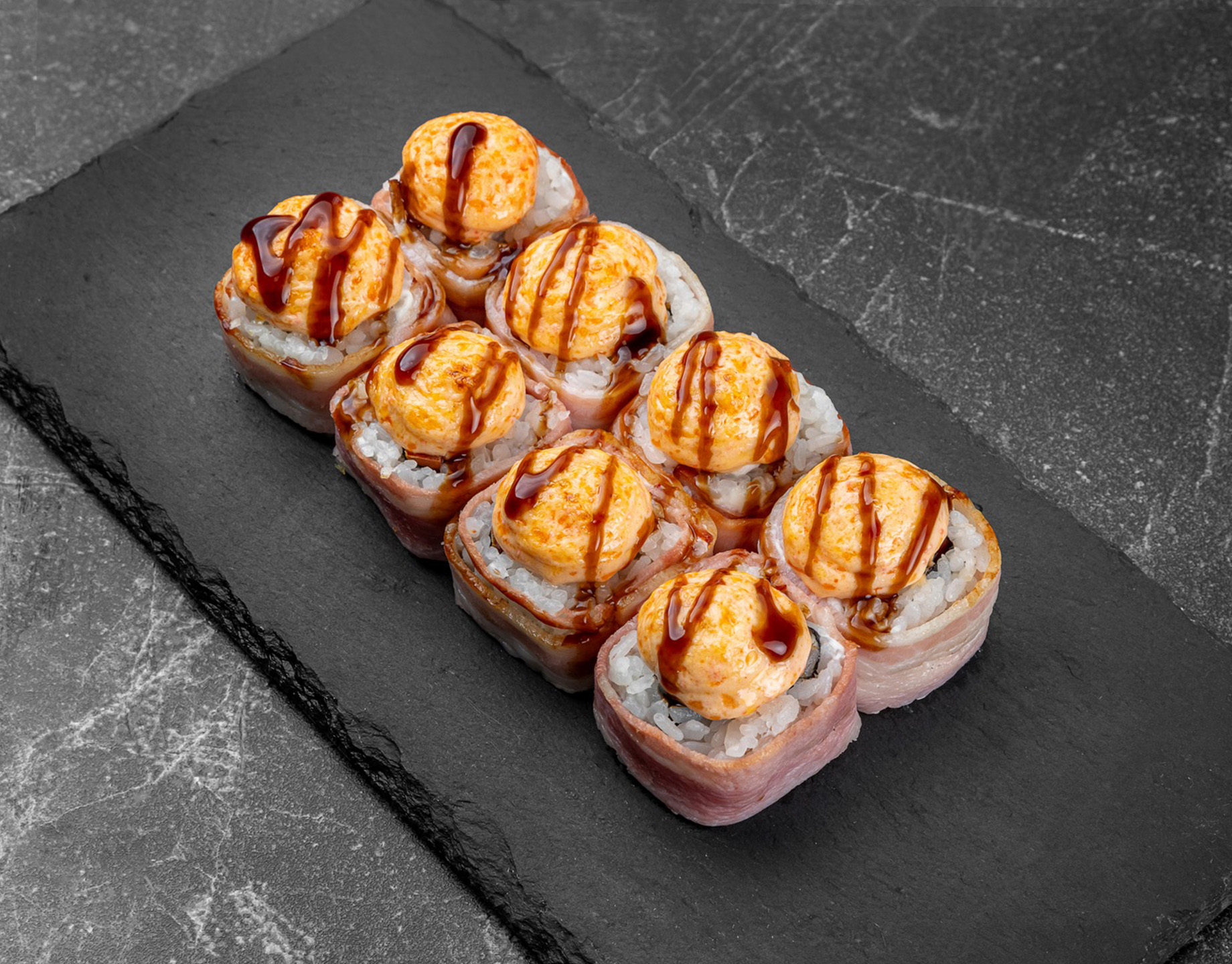 Ролл Запеченная филадельфия в беконе