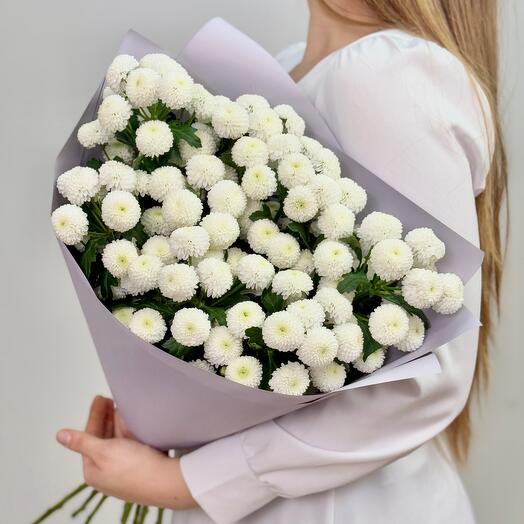 Красивый букет хризантем