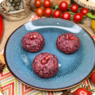 Пхали из запеченной свеклы