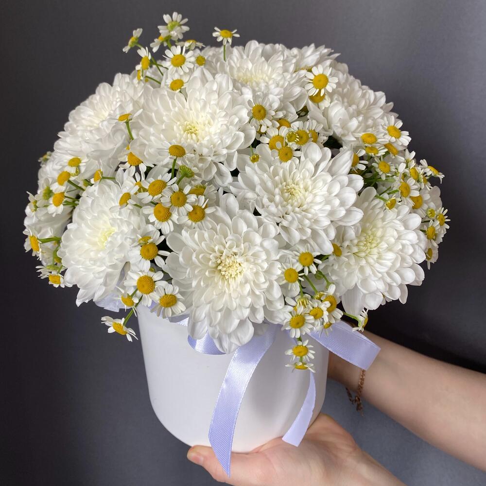 Авторский бокс Хризантемы с ромашками