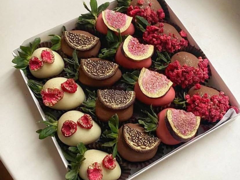 Клубника в шоколаде 16 шт