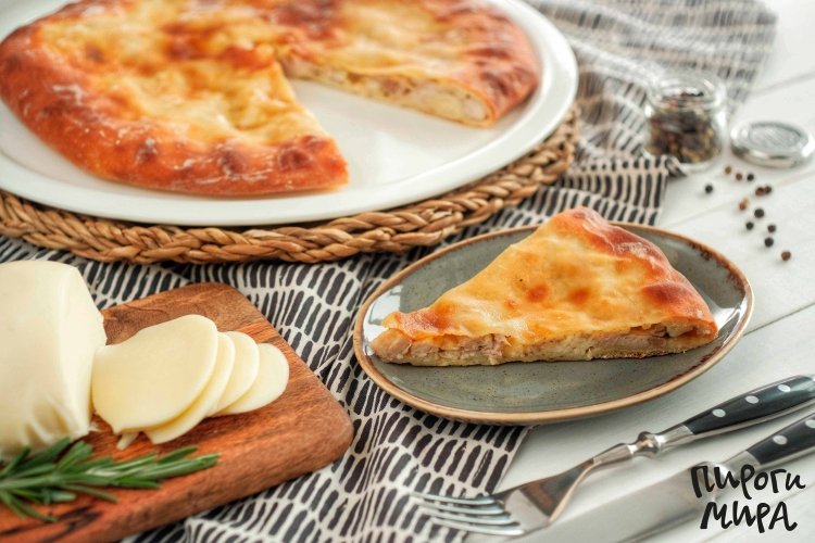 Осетинский пирог с курицей и сыром